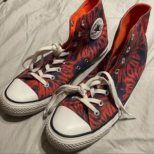 Tie dye Converse Chuck Taylor